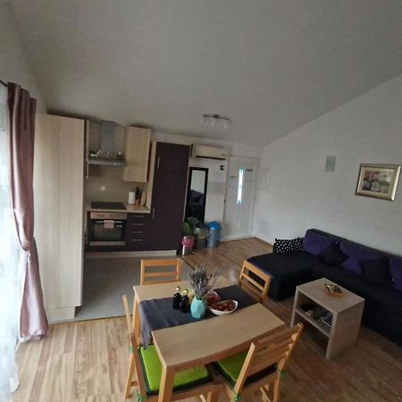 Apartman Relax Marina Exterior photo