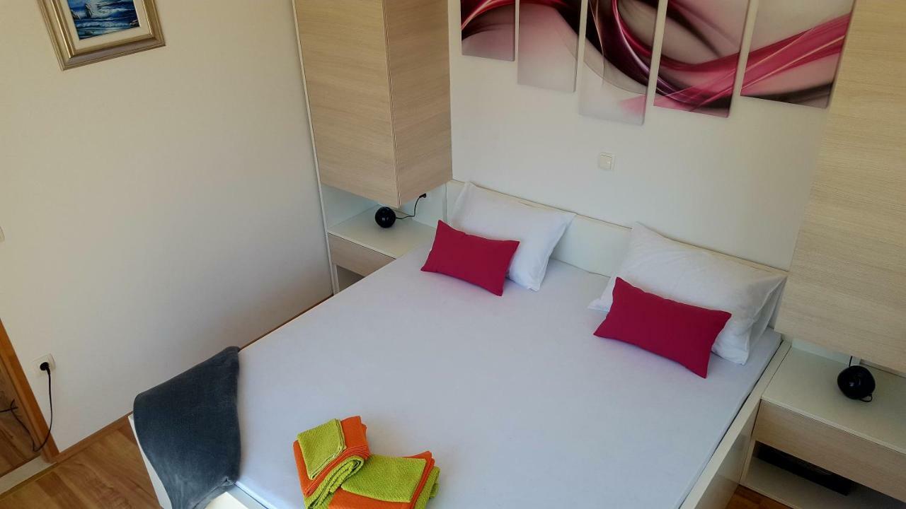Apartman Relax Marina Exterior photo